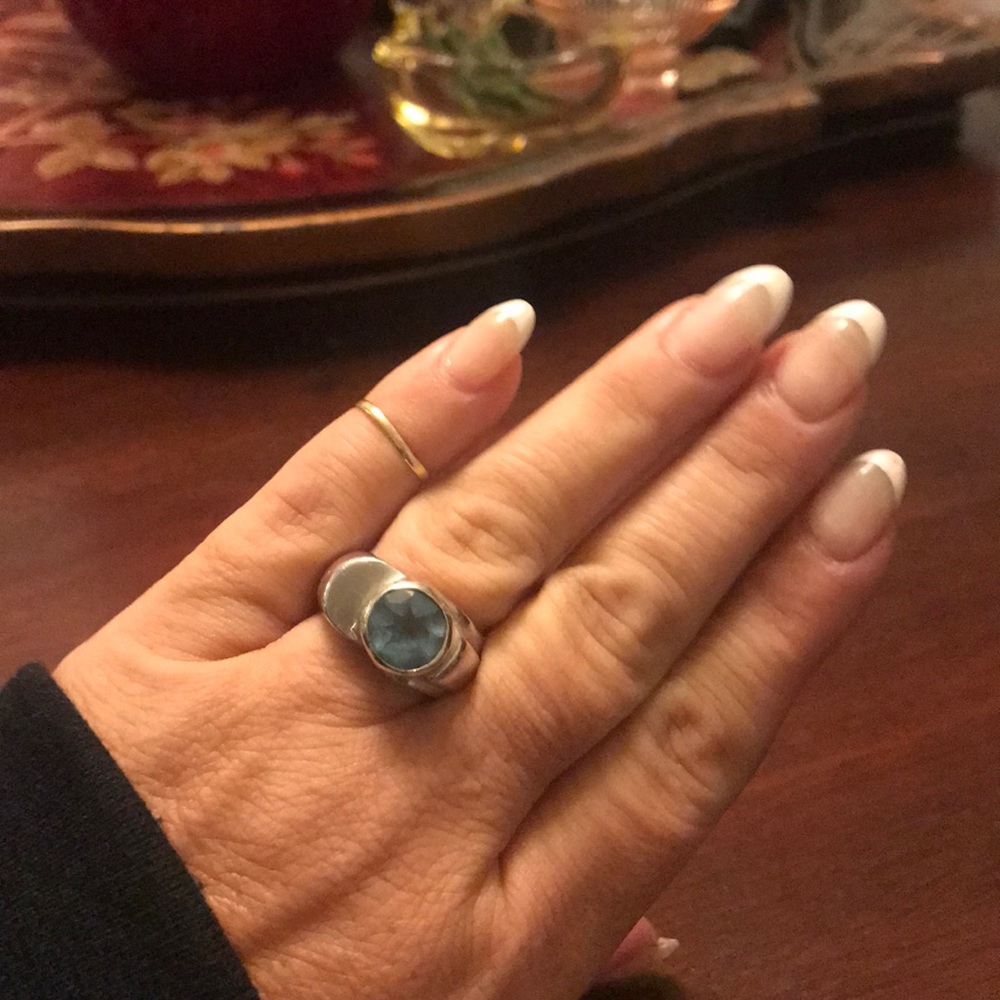 Ladies Sterling Silver Genuine Blue Zircon Ring
